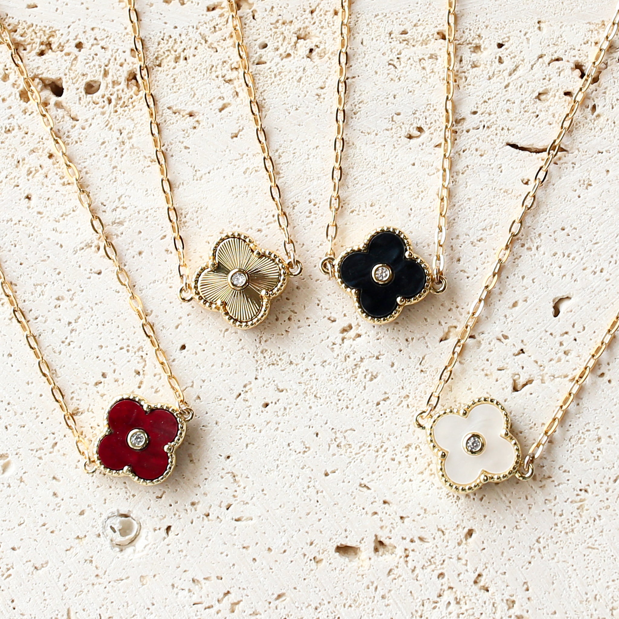Arden 14mm Gold Clover Necklace – Bowood Lane