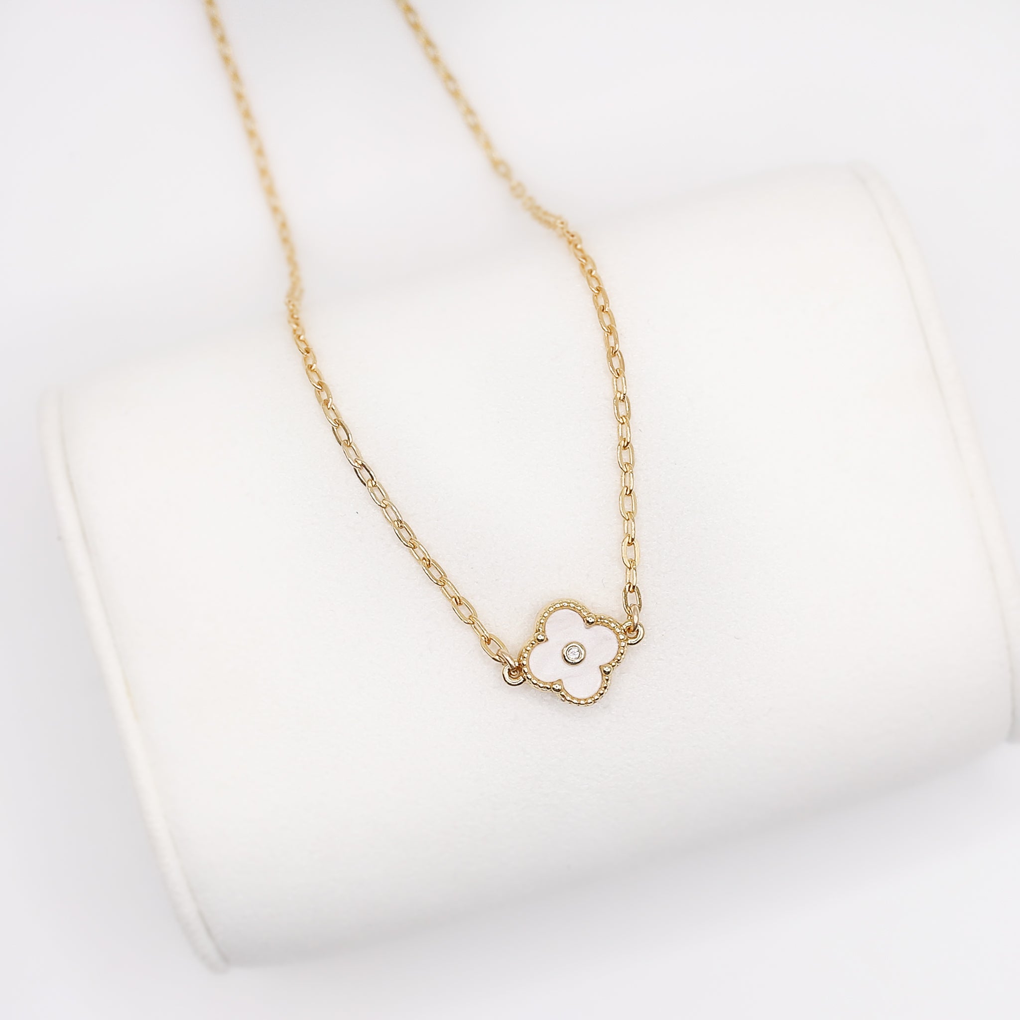 arden necklace trending clover pendant – Bowood Lane