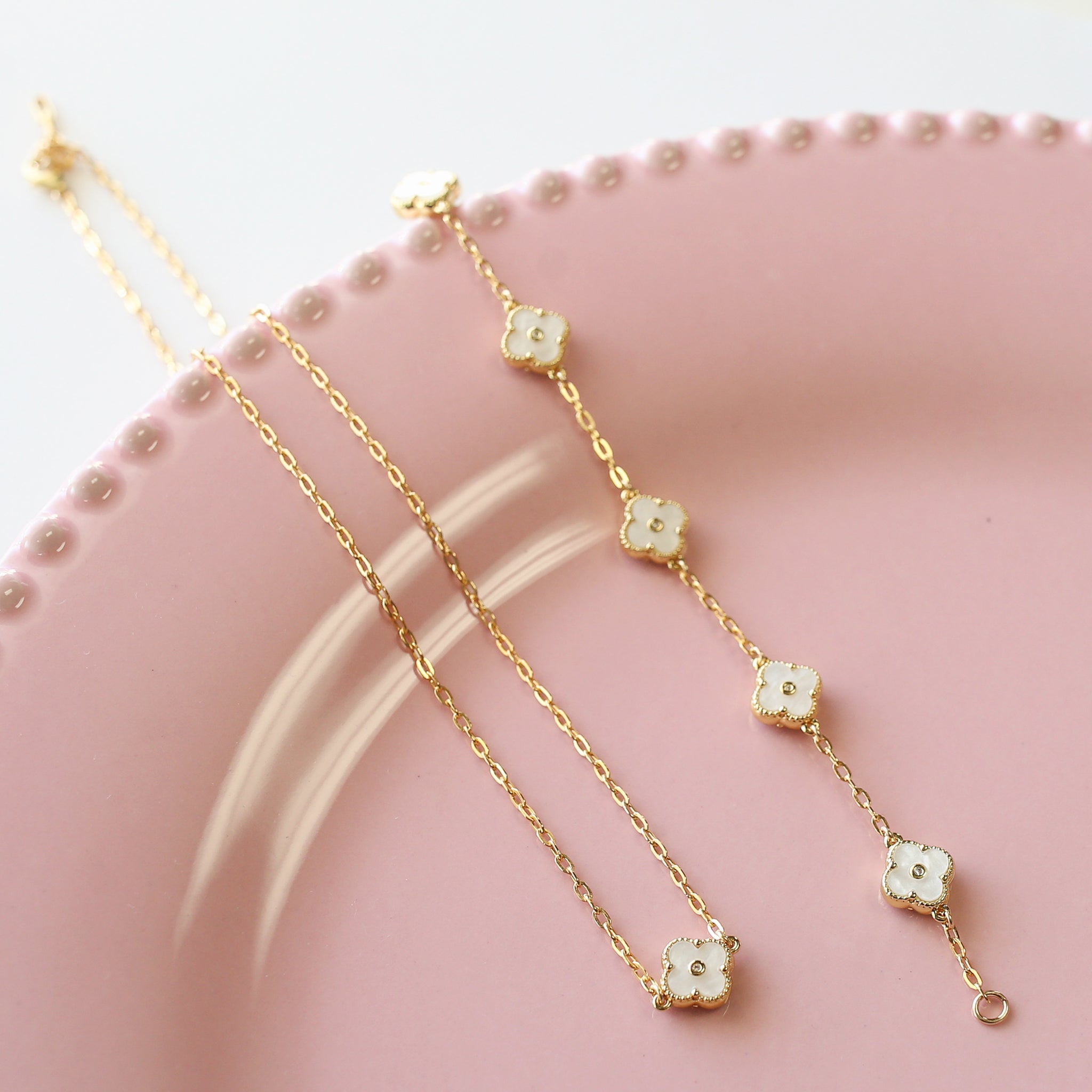 arden necklace trending clover pendant – Bowood Lane